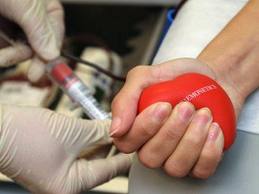 donor donates blood